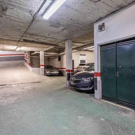 Santa Cruz Parking Incluido Apartment Seville Luaran gambar