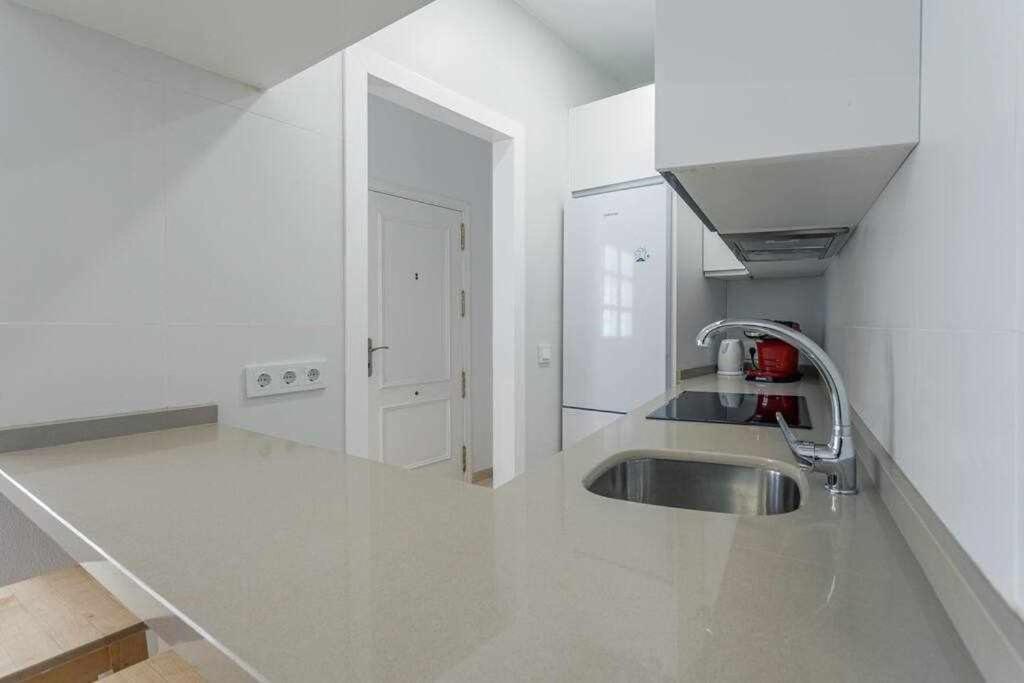 Santa Cruz Parking Incluido Apartment Seville Luaran gambar
